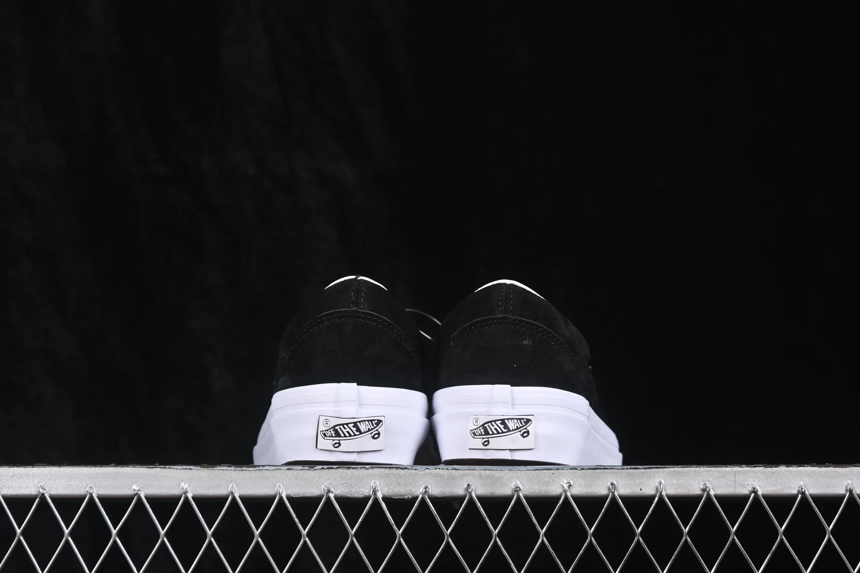 All categories Vans Vans series Vans Low Vans low top Vans Old Skool 36 Vans high-end branch low-end casual skateboard shoes VN000D9DCJJ